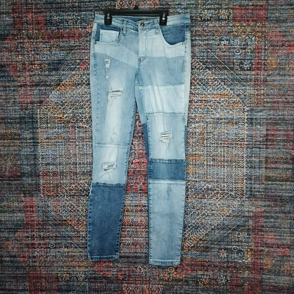 Venus womens dark medium light wash distressed patchwork skinny jeans 8x30 EUC - Picture 1 of 13